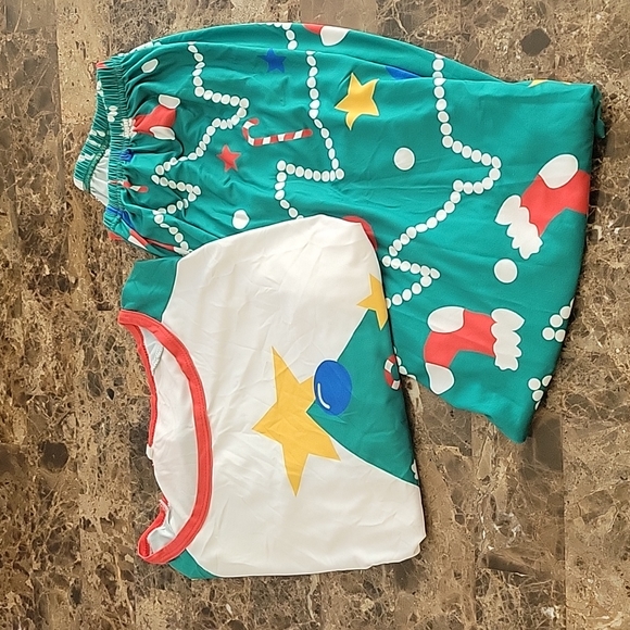 SHEIN Other - Comfy Christmas Pajama Set